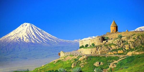 Армения - страна под сенью библейского Арарата!